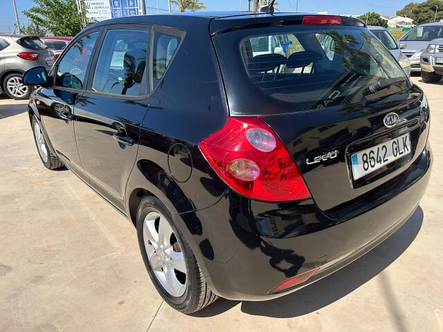 KIA CEE'D DRIVE 1.4 SPANISH LHD IN SPAIN 108000 MILES SUPERB LITTLE CAR 2009